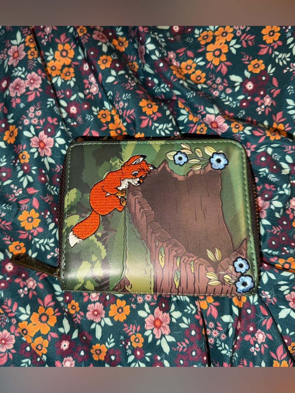 Loungefly fox and the hound Zip Wallet - Cute Forest Design